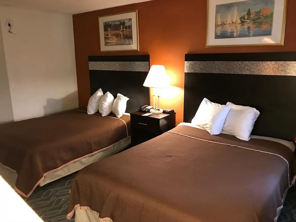 Howard Johnson By Wyndham Newark Airport Hotel