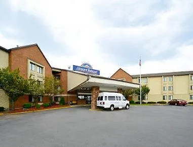 ** Hotel Howard Johnson By Wyndham Newark Airport United States