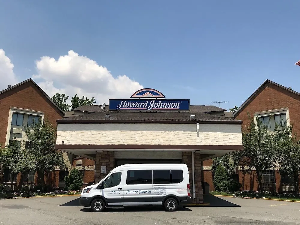 Hotel Howard Johnson By Wyndham Newark Airport
