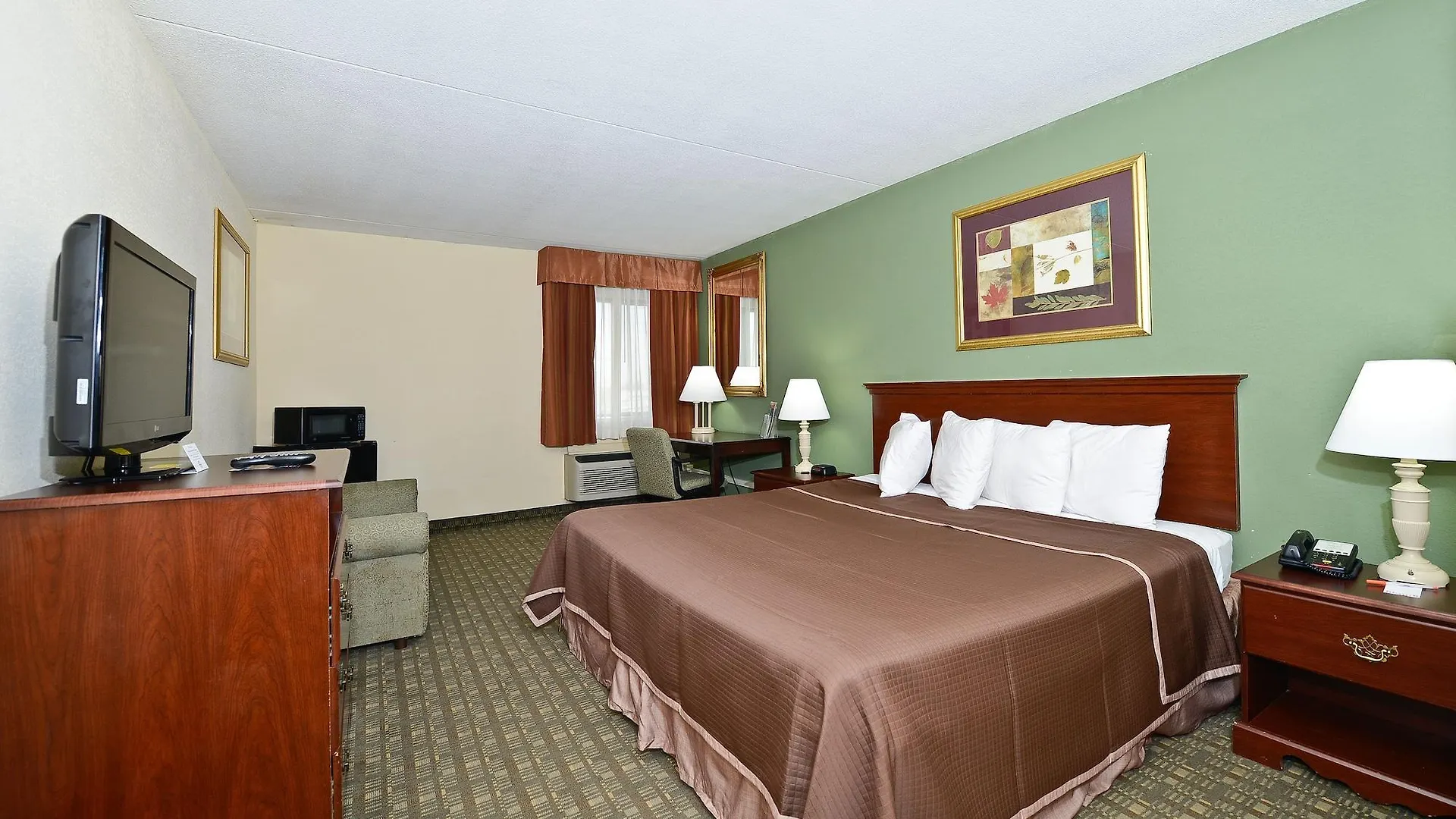 Hotel Howard Johnson By Wyndham Newark Airport