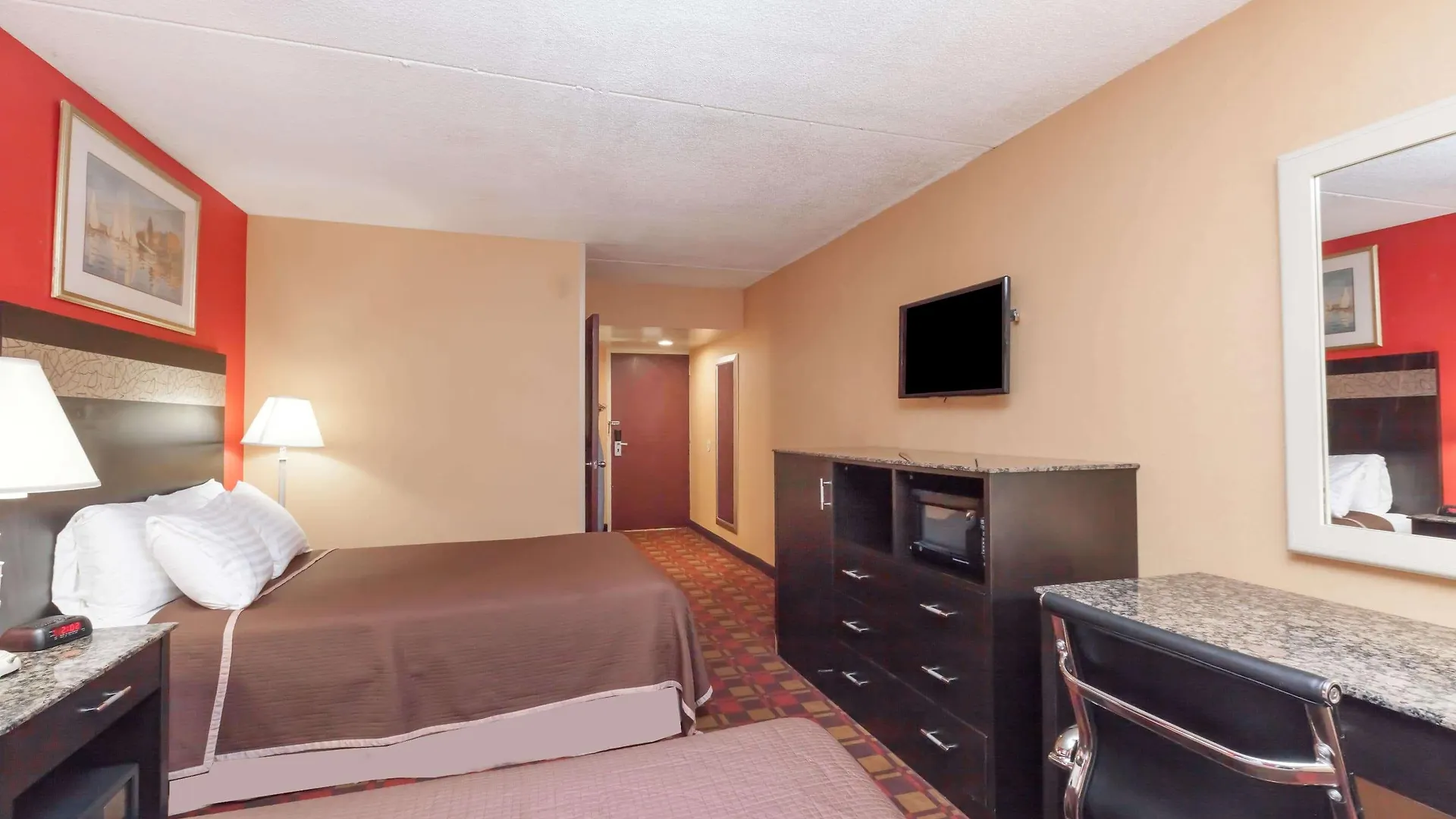 Hotel Howard Johnson By Wyndham Newark Airport