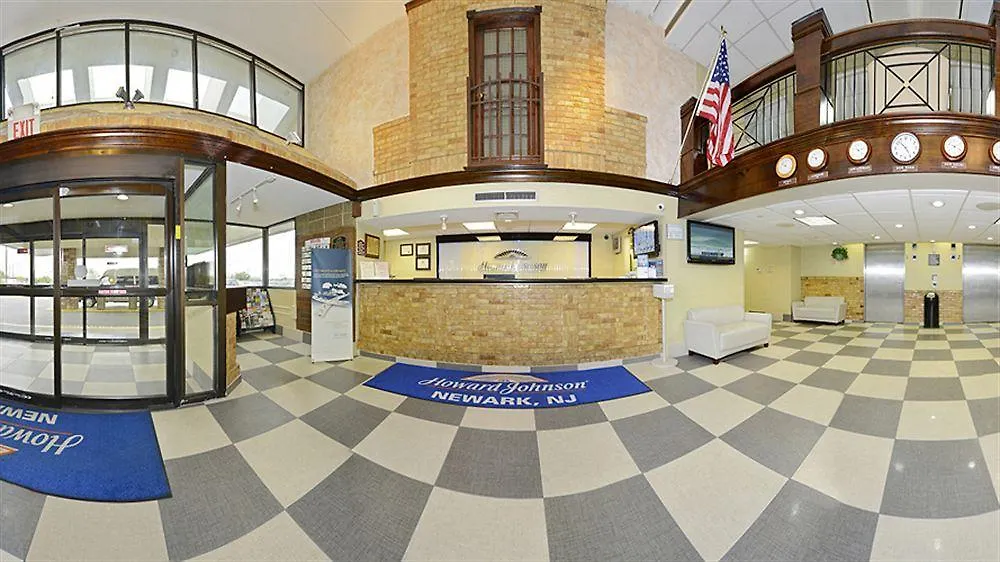 Howard Johnson By Wyndham Newark Airport