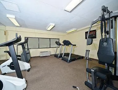 Howard Johnson By Wyndham Newark Airport